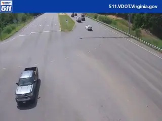 US-1 / MM 151.6 / NB / Centreport Pkwy